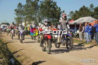 /album/galeria-de-fotos-motos/hs0010-jpg/